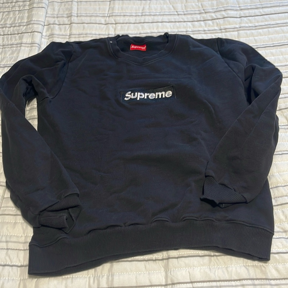 Barely used Supreme sweatshirt